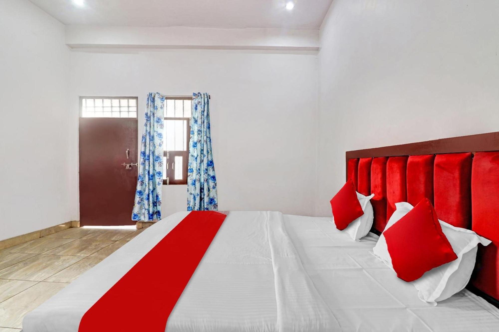 Hotel O Choice Guest House Vrindavan Ngoại thất bức ảnh